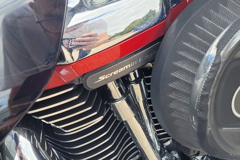 Harley-Davidson Road Glide CVO TRI GLIDE 16
