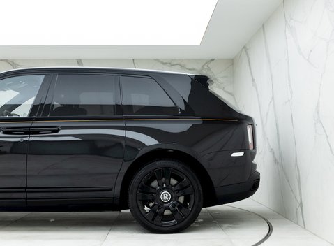 Rolls-Royce Cullinan 30