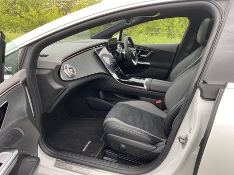 Mercedes-Benz EQE EQE 300 AMG Line Premium Auto Electric 89KWH PAN ROOF/MEMORY SEATS/SAT NAV 8