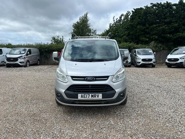 Ford Transit Custom SWB L1H1 Low Roof Limited 270 Air Con Alloys Sensors EURO 6 NO VAT 3
