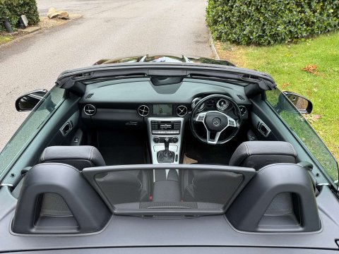 Mercedes-Benz SLK 3.5 SLK350 AMG Sport BlueEfficiency Auto 2dr 9