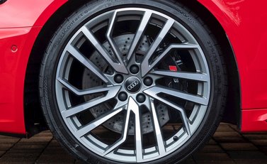 Audi RS4 Avant Vorsprung 10