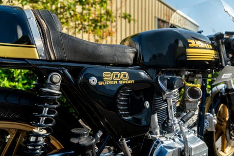 Ducati 900 SS DESMO. EXCELLENT EXAMPLE. NEW GASKETS. UPDATED CARBS. SINGLE & DUAL SEAT 9