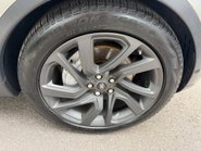 Land Rover Discovery 3.0 SD V6 HSE SUV 5dr Diesel Auto 4WD Euro 6 (s/s) (306 ps) 16