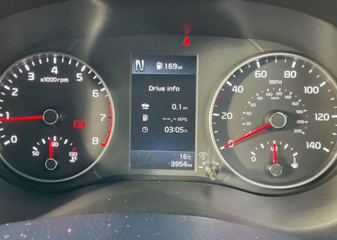 Kia Picanto 1.0 X-Line S 26