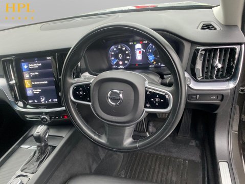 Volvo V60 2.0 T4 Momentum Plus Estate 5dr Petrol Auto Euro 6 (s/s) (190 ps) 13