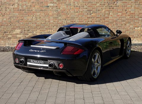Porsche Carrera GT 2