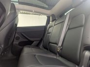 Tesla Model Y ModeL Y Long Range AWD 4WD 5dr 43