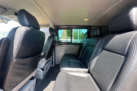 Volkswagen Transporter 2.0 TDI T30 Startline Kombi 4dr Diesel Manual L1 H1 (198 g/km, 138.08 bhp) 16