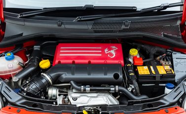 Abarth 695 Tributo Ferrari 48