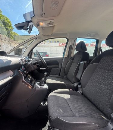 Citroen C3 Picasso EXCLUSIVE HDI.. ONLY £35 ROAD TAX.. STUNNING COLOUR.. VERY SPACIOUS 3