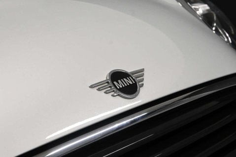 Mini Hatch 1.5 Cooper Sport Auto 5dr 67