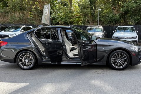 BMW 5 Series 520D M SPORT - RARE SOPHISTO GREY WITH IVORY LEATHER INTERIOR  19