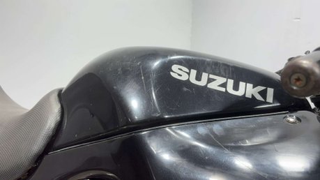 Suzuki GSX 2002 47K RUNNING PROJECT BIKE SPARES OR REPAIR 600CC COMMUTER 13