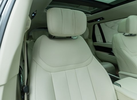 Land Rover Range Rover D350 AUTOBIOGRAPHY LWB 15