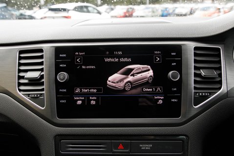 Volkswagen Golf SV MATCH TSI EVO DSG 28
