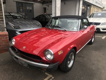 Fiat 124 Spider CS 1800 