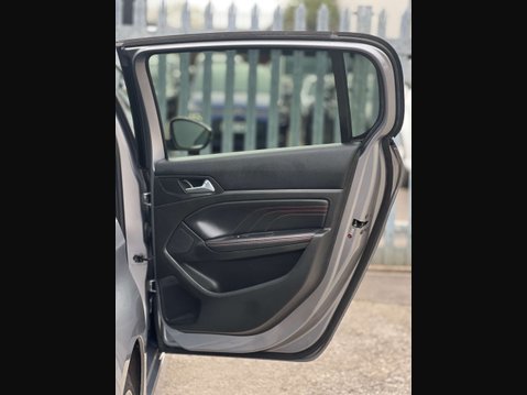 Peugeot 308 1.2 308 GT Line S/S 5dr 39