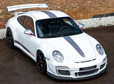 Porsche 911 GT3 RS 4.0 LHD 8