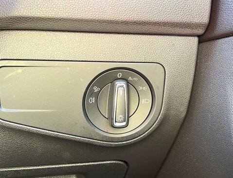 Volkswagen Tiguan 1.5 Tiguan R-Line TSi Semi-Auto 5dr 28