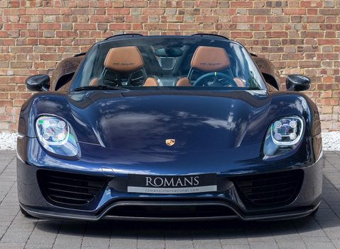 Porsche 918 Spyder Weissach 4