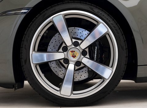 Porsche 911 Targa 4S (992) 11