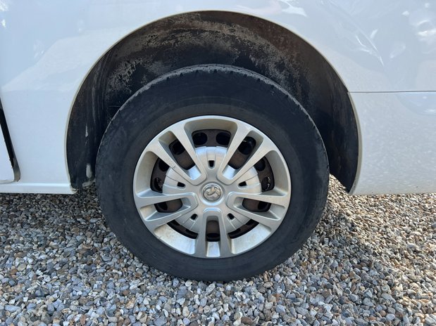 Vauxhall Vivaro LWB L2H1 Low Roof Sportive 2900 Air Con Sensors EURO 6 NO VAT 16