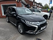 Mitsubishi Outlander 2.4h TwinMotor 13.8kWh 4h CVT 4WD Euro 6 (s/s) 5dr 22