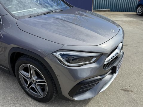 Mercedes-Benz GLA 2.0 GLA220d AMG Line (Premium Plus) SUV 5dr Diesel 8G-DCT 4MATIC Euro 6 (s/ 13