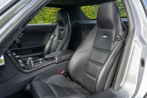 Mercedes-Benz SLS AMG 9