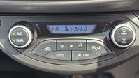 Toyota Yaris 1.5 VVT-h Icon Hatchback 5dr Petrol Hybrid E-CVT Euro 6 (s/s) (100 ps) 29