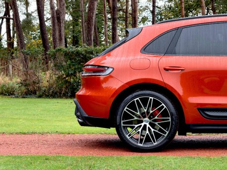 Porsche Macan S PDK 27