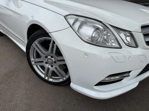 Mercedes-Benz E Class 2.1 E250 CDI BlueEfficiency Sport Cabriolet G-Tronic+ Euro 5 (s/s) 2dr 37