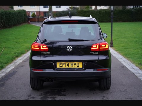 Volkswagen Tiguan 2.0 TDI BlueMotion Tech Match DSG 4WD Euro 5 (s/s) 5dr 11
