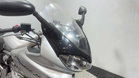 Suzuki Bandit 600 GSF S 2003 39K IDEAL COMMUTER BIKE 600CC A2 RESTRICTABLE 18