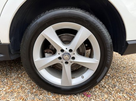 Mercedes-Benz M Class 3.0 ML350 V6 BlueTEC SE (Executive) G-Tronic 4WD Euro 6 (s/s) 5dr 13