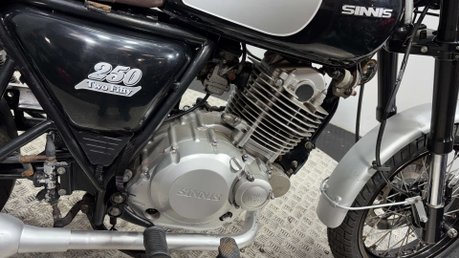 Sinnis Scrambler QM 250CC 2015 15