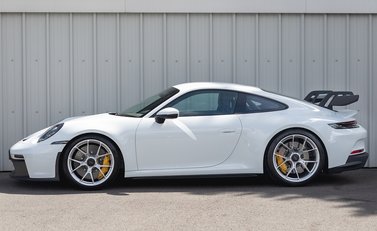 Porsche 911 (992) GT3 2