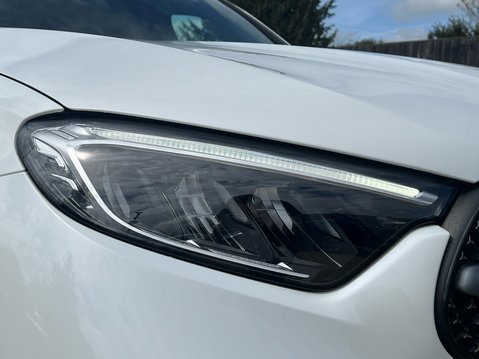 Mercedes-Benz GLC GLC 300 4MATIC AMG LINE MHEV 17