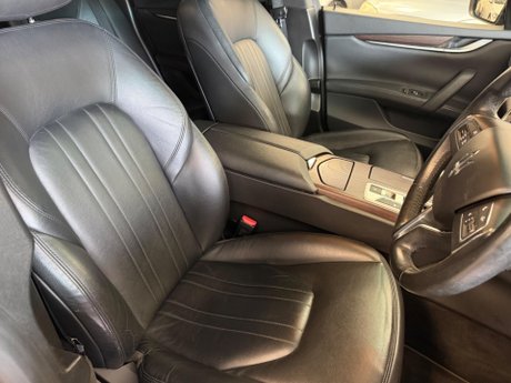 Maserati Ghibli 3.0D V6 ZF Euro 5 (s/s) 4dr 14