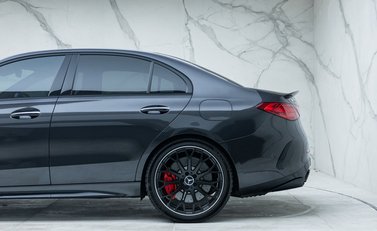 Mercedes-Benz C63 AMG S E NIGHT EDITION PREMIUM PLUS 39