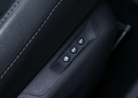 Vauxhall Astra 1.2 Turbo Ultimate Hatchback 5dr Petrol Auto Euro 6 (s/s) (130 ps) 41