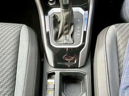 Volkswagen T-Roc 1.5 T-Roc R-Line TSi Evo Semi-Auto 5dr 58