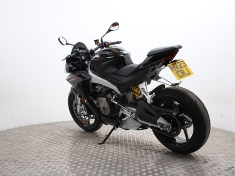 Aprilia Tuono 660 TUONO 660 FACTORY 9