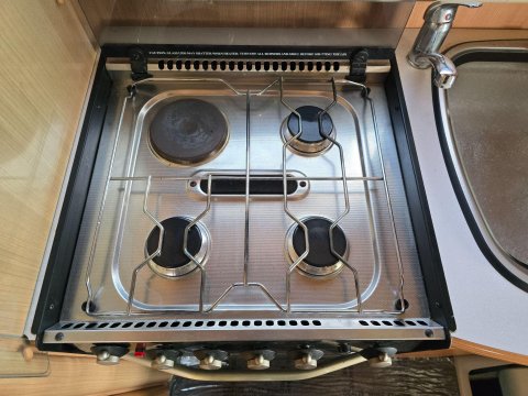 Auto-Sleepers Nuevo Eton 37