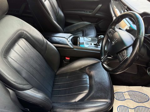 Maserati Quattroporte 3.0 Quattroporte DV6 Auto 4dr 14