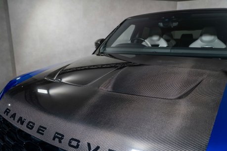 Land Rover Range Rover Sport SVR URBAN EDITION. URBAN EDITION. FIXED SIDE STEPS. PANO ROOF. PIXEL LEDS. 50