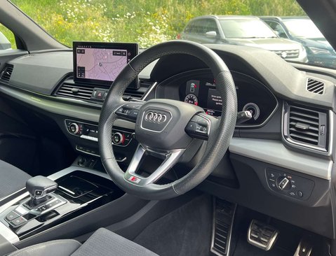 Audi Q5 2.0 Q5 S Line 45 TFSI MHEV Quattro Semi-Auto 4WD 5dr 17