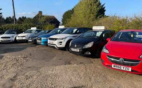 Welcome to Braceys Motors Ltd 2