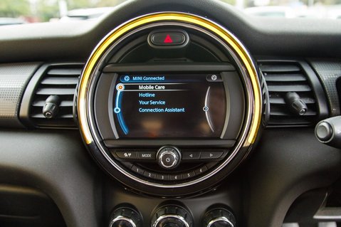 Mini Hatch COOPER 20